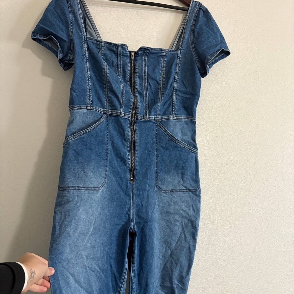 We The Free CRVY Selena Slim Leg One-Piece Denim Jumpsuit Size XLFree People - Picture 8 of 13